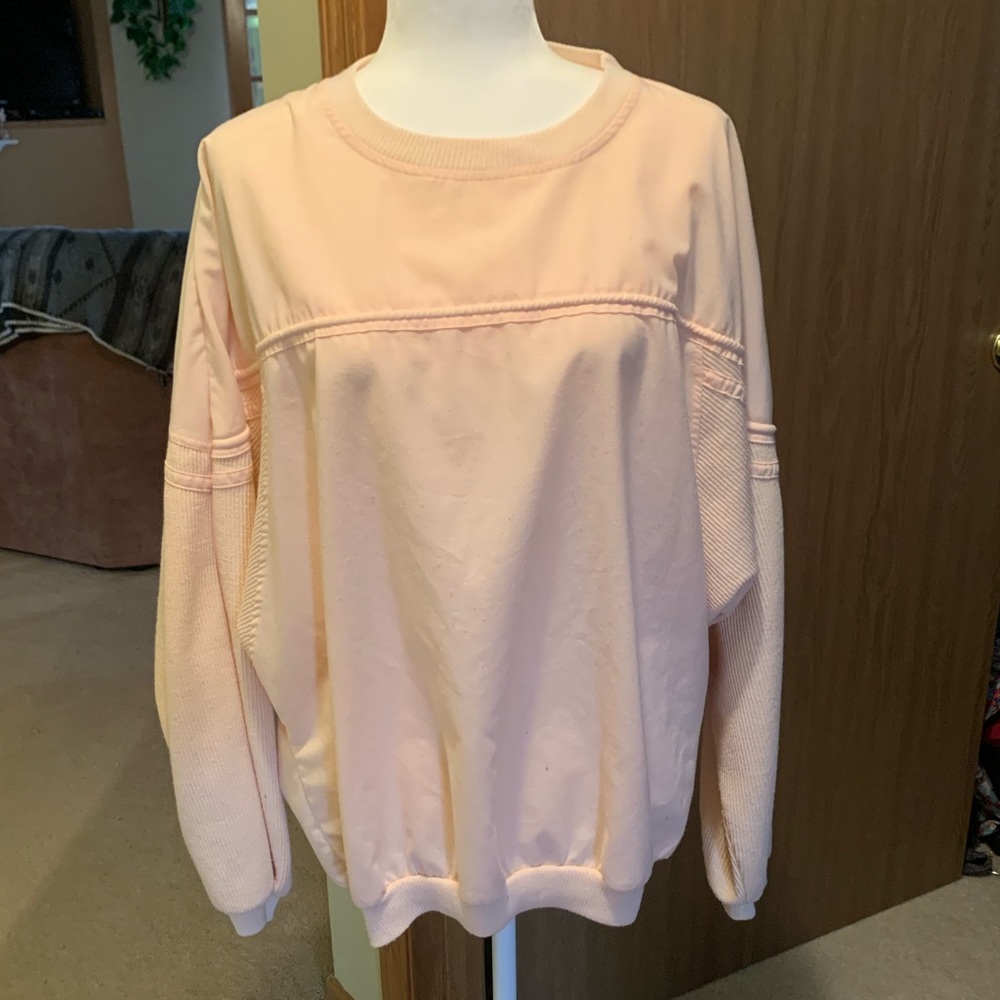 Vintage Salmon colored crewneck